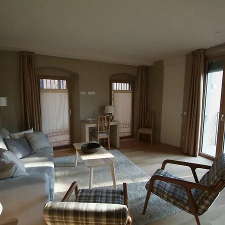 Beautifully Furnished Luxury In Barri Vell, خيرونا