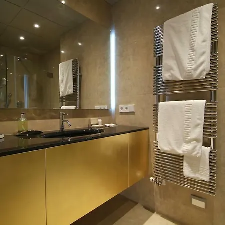 Beautifully Furnished Luxury In Barri Vell, アパート ジローナ