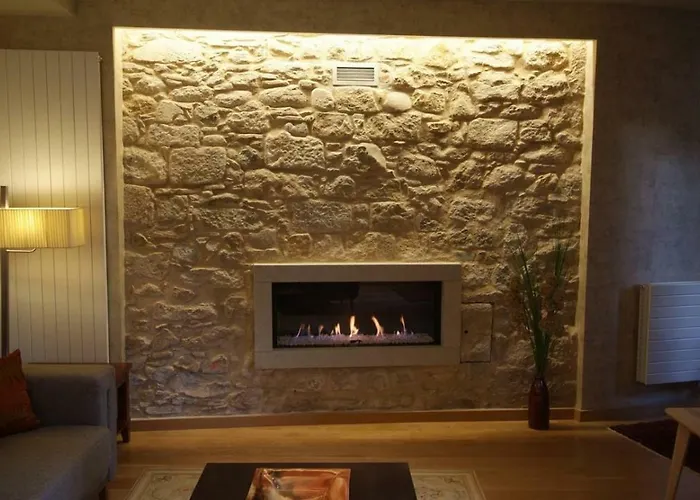 Beautifully Furnished Luxury In Barri Vell,