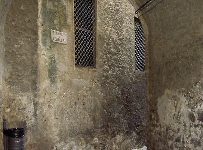 Beautifully Furnished Luxury In Barri Vell, Appartamento