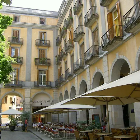 Daire Beautifully Furnished Luxury In Barri Vell, Girona