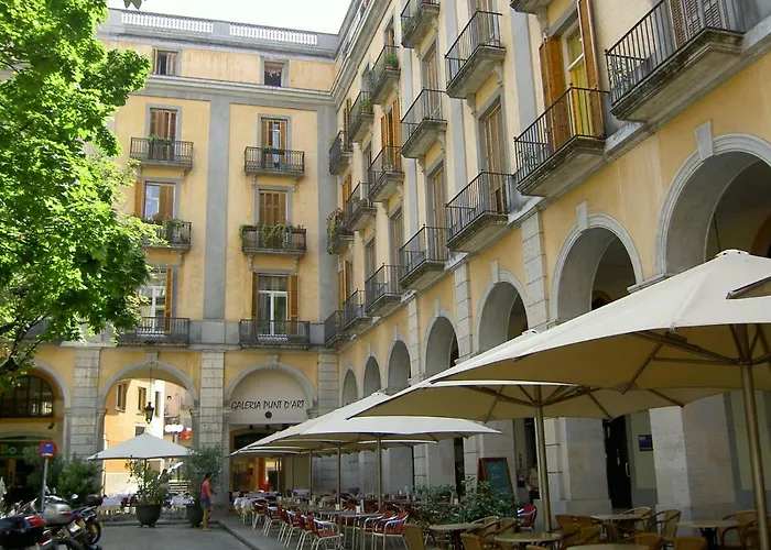 Daire Beautifully Furnished Luxury In Barri Vell, Girona