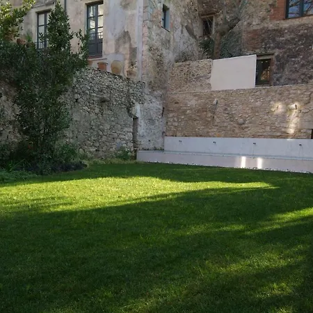Beautifully Furnished Luxury In Barri Vell, Gérone